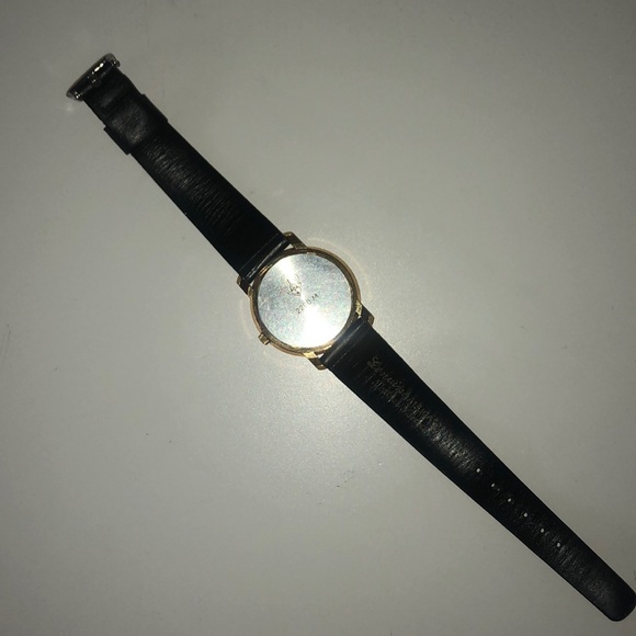 Gucci 2200M Watch (used) - Picture 7 of 7